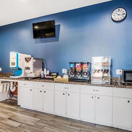 Scottish Inns & Suites Iah Airport-Beltway 8 Aldine Eksteriør billede